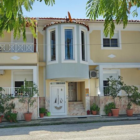 Athanasia Studios Патитири Экстерьер фото